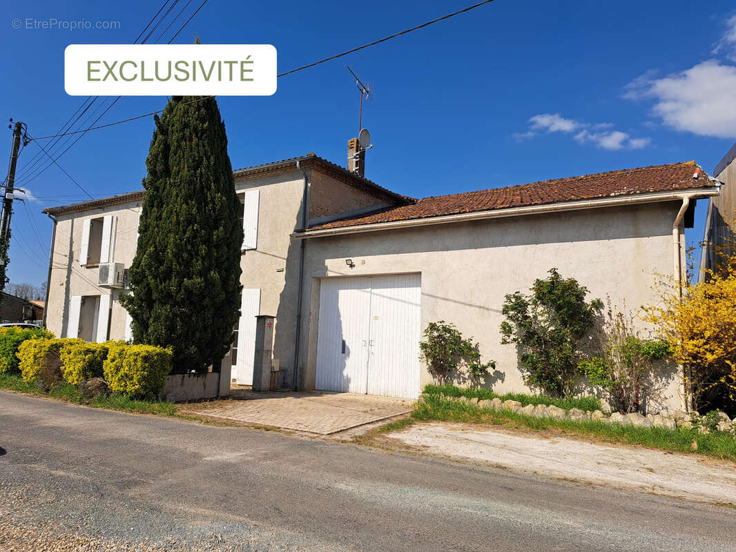 Maison à SAINT-MACAIRE
