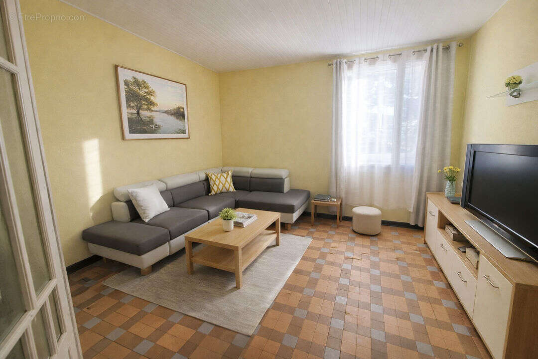 Appartement à ROGNAC
