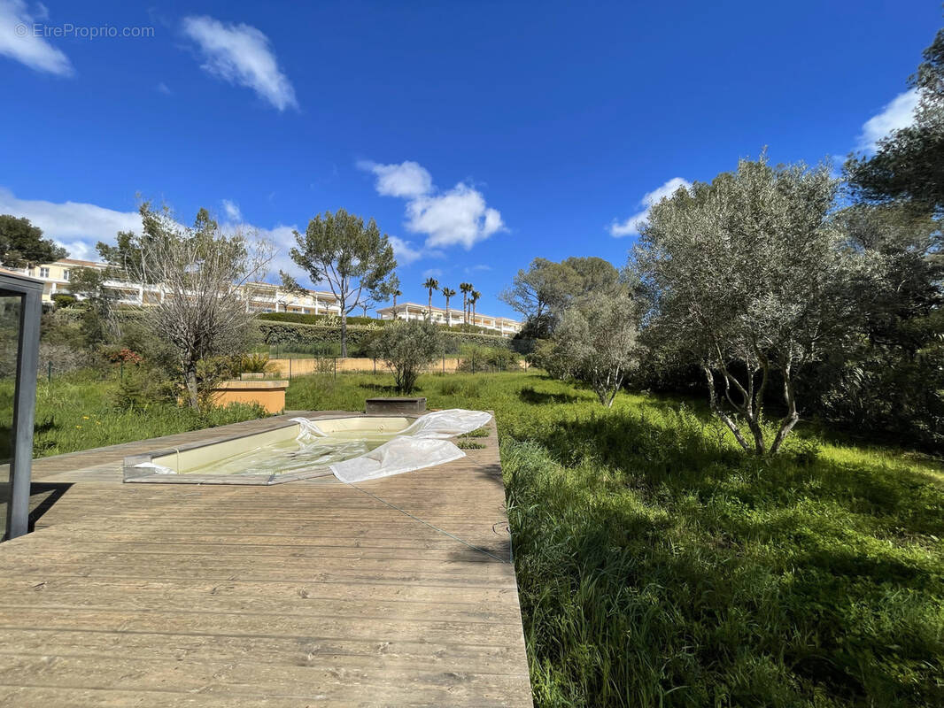 Appartement à SAINT-RAPHAEL