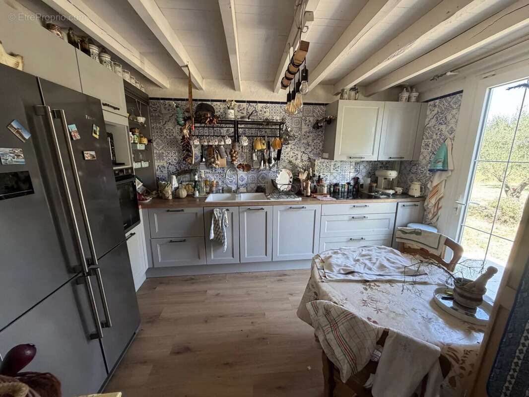 Maison T5 de 219m2 habitables nichée sur les hauteurs gersoises dans un environnement calme - photo 5