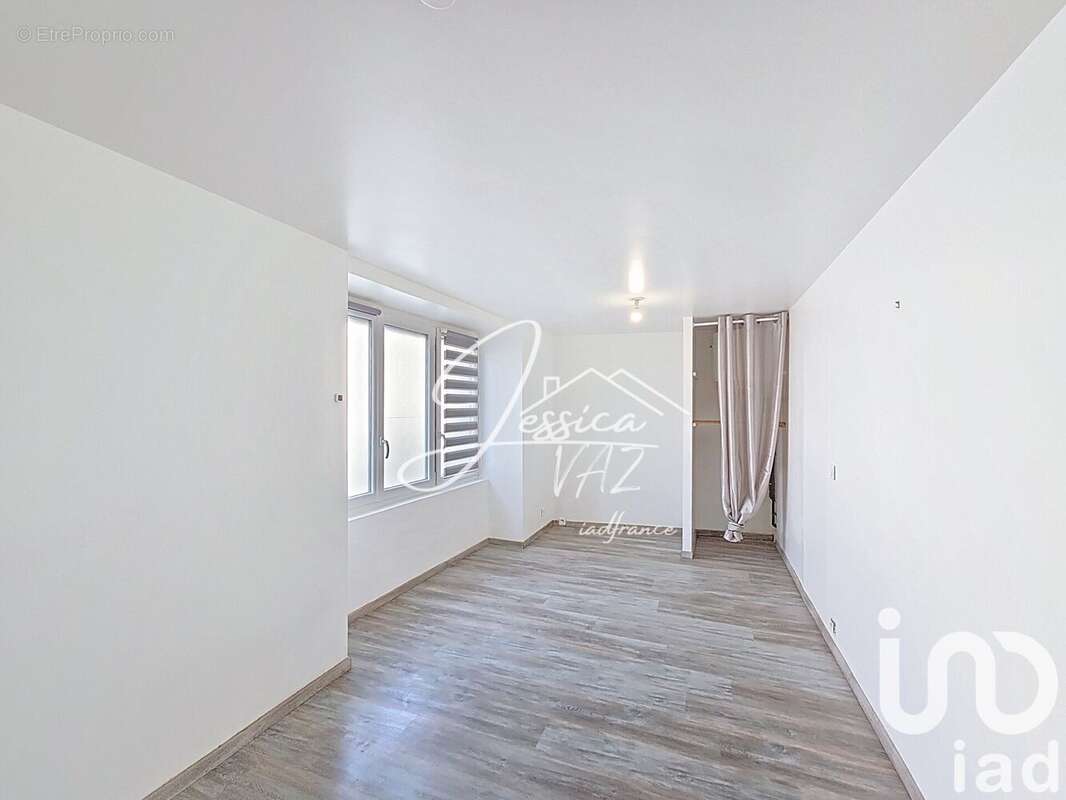 Photo 7 - Maison à LE PLESSIS-BELLEVILLE