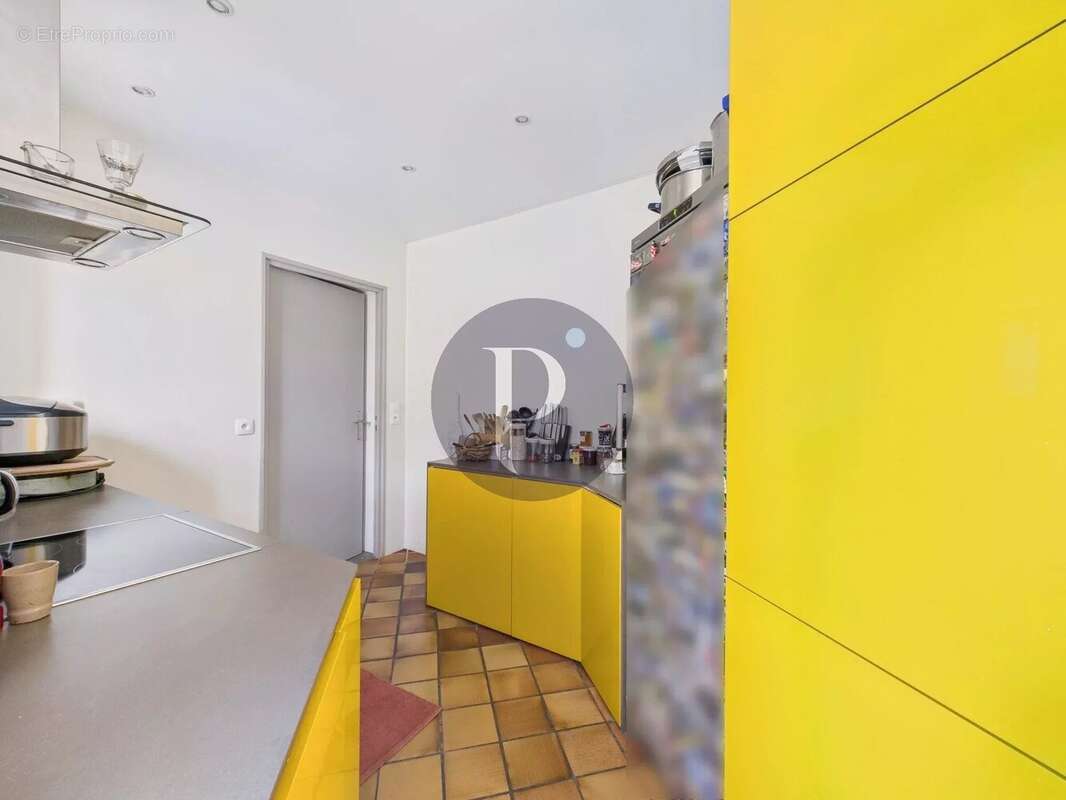 Maison à VERRIERES-LE-BUISSON