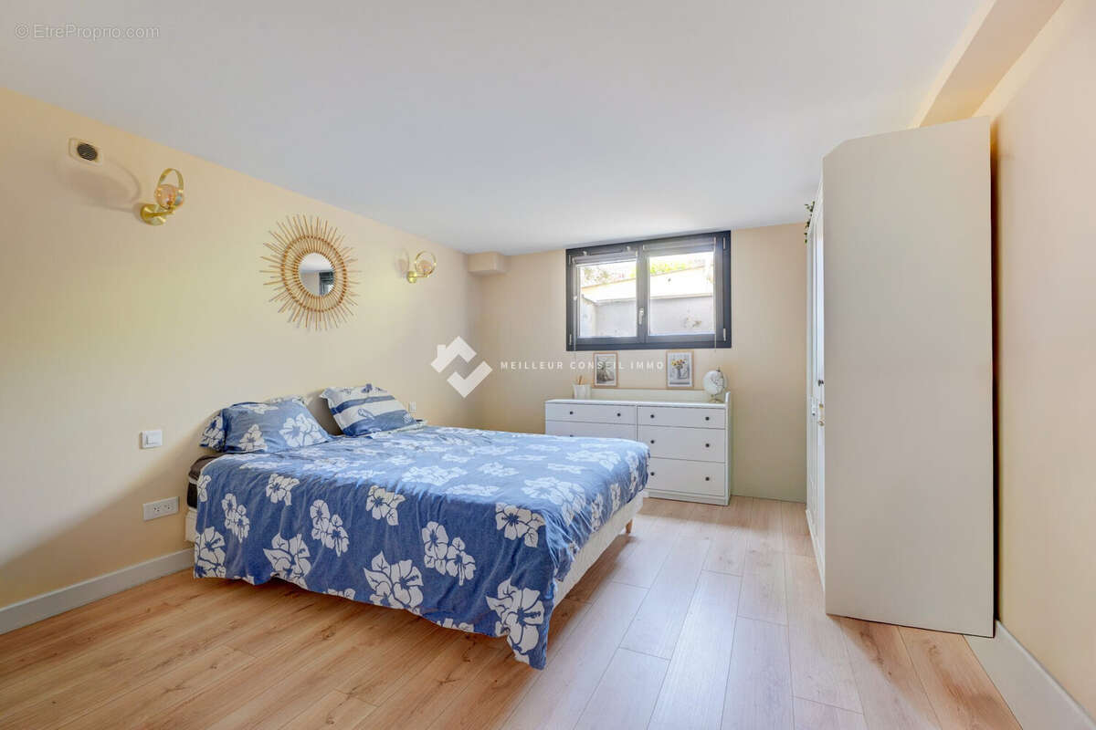 Chambre avec SDE et WC