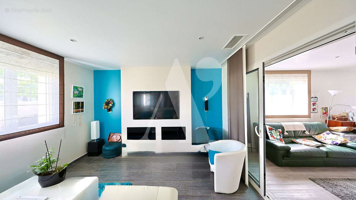 Maison à SAINTE-MARIE-DE-GOSSE