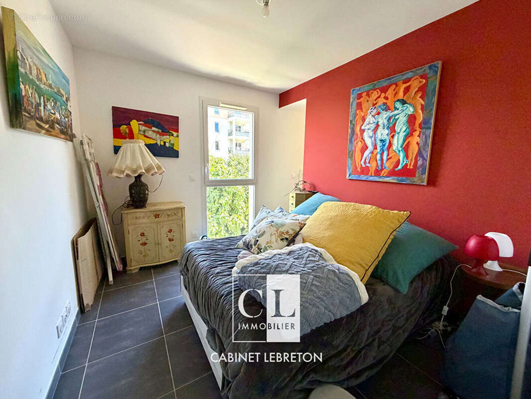 Appartement à MARSEILLE-9E
