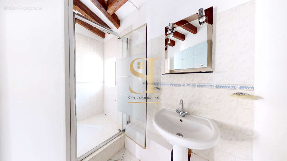 Appartement à HERICY