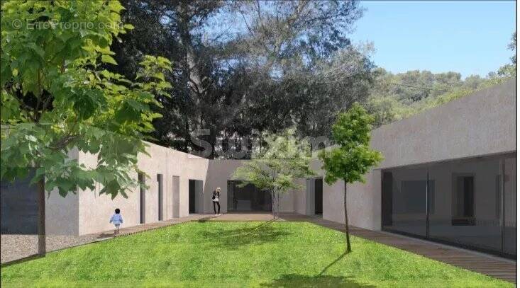 Maison à BAGNOLS-SUR-CEZE