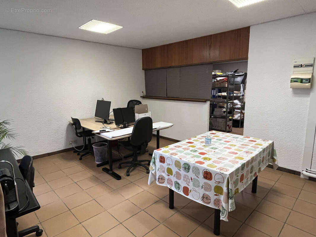 Commerce à TONNEINS