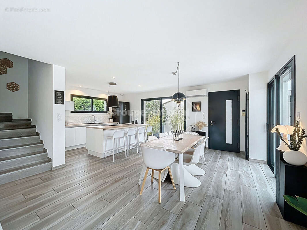 Maison à CHATEAUNEUF-DU-PAPE