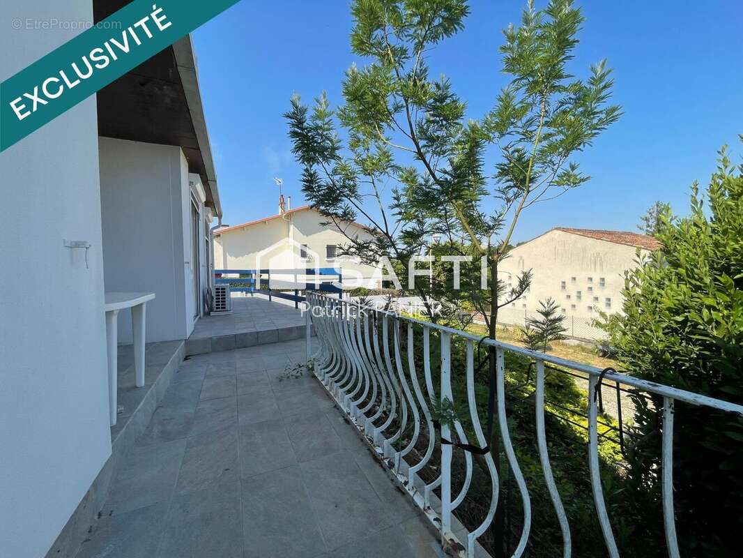 Maison 97 m² à Dampierre-Sur-Boutonne  - photo 2
