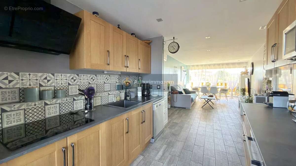 Appartement à FREJUS