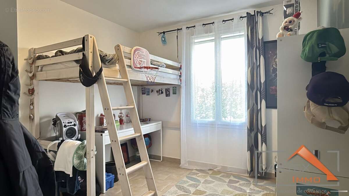 Maison à SAINT-MARTORY