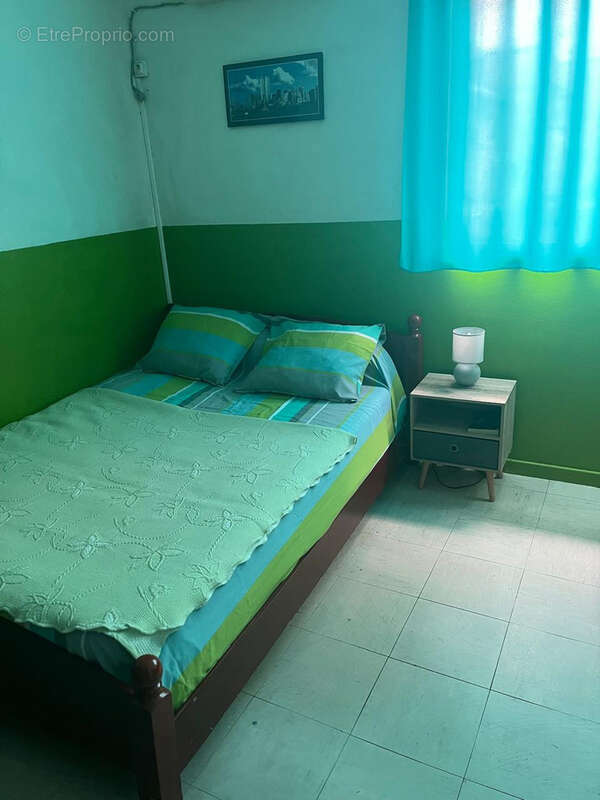 Maison à PETIT-BOURG