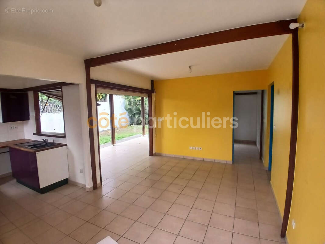 Maison T3+ A vendre sur LES ABYMES - photo 4
