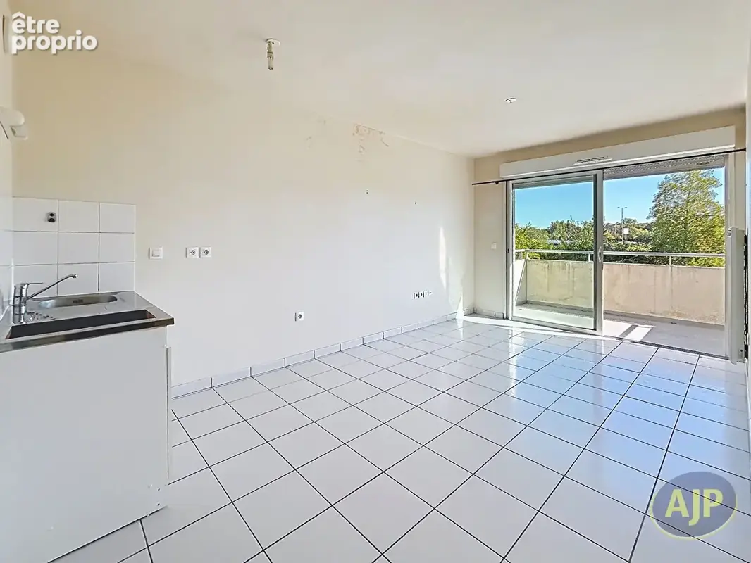 Appartement Carbon Blanc 2 pièce(s) 40 m2 - photo 3