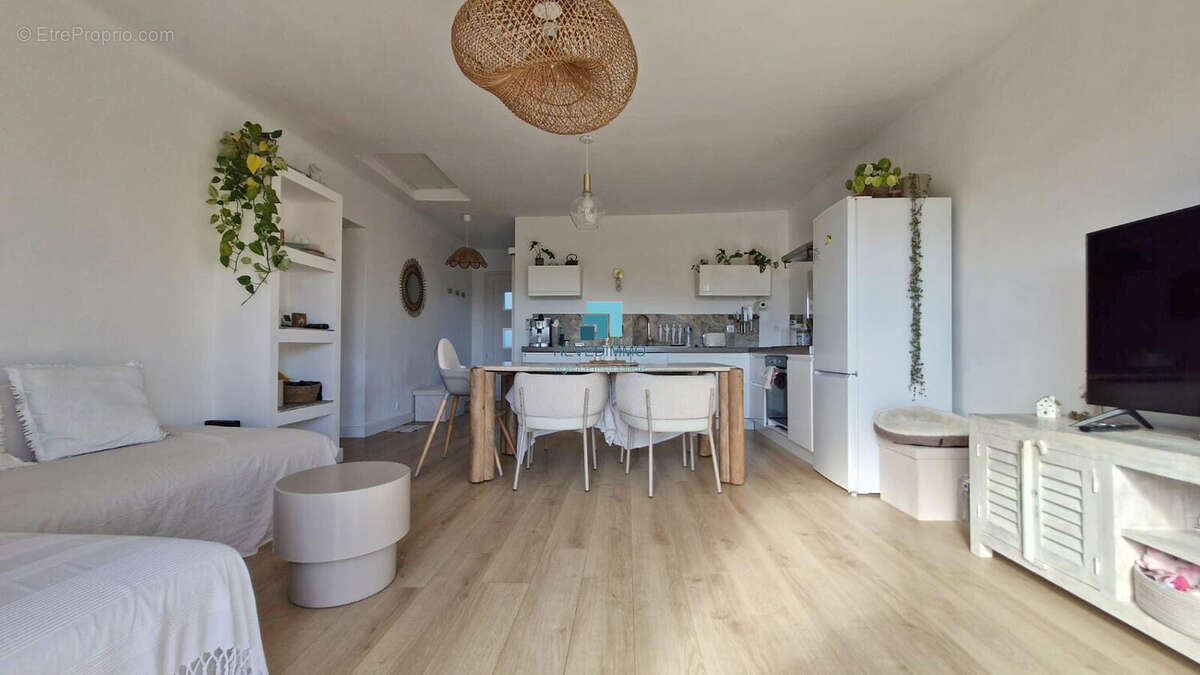 Appartement à FREJUS