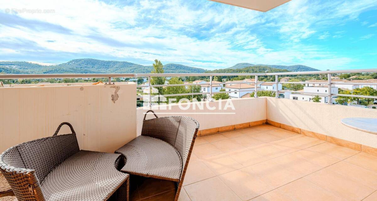 Appartement à HYERES