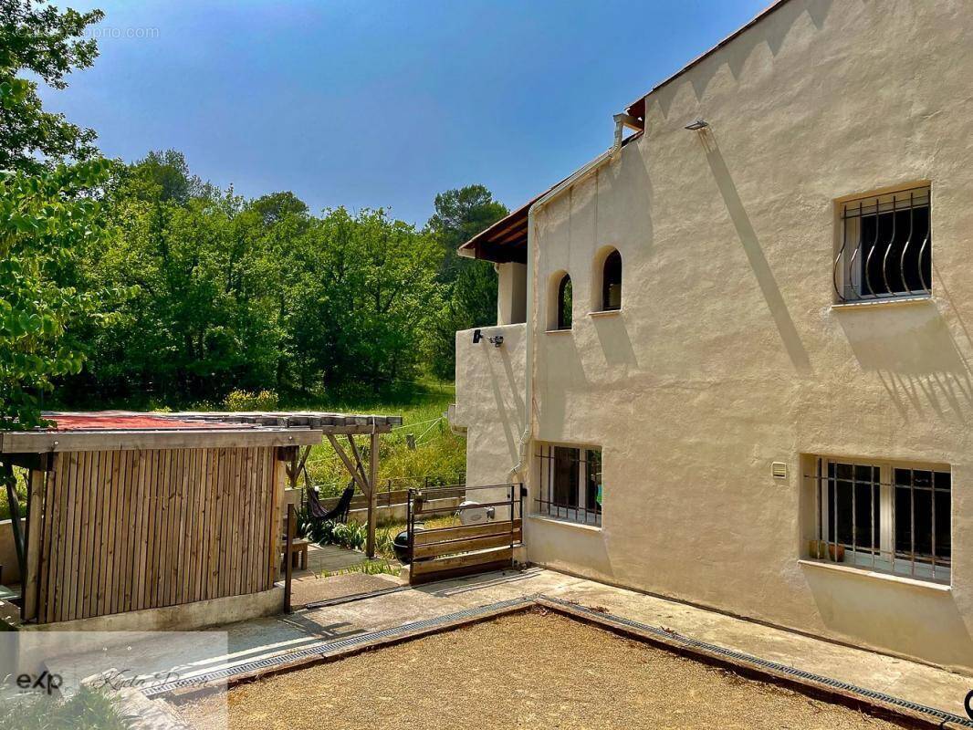 Maison à PIERREVERT