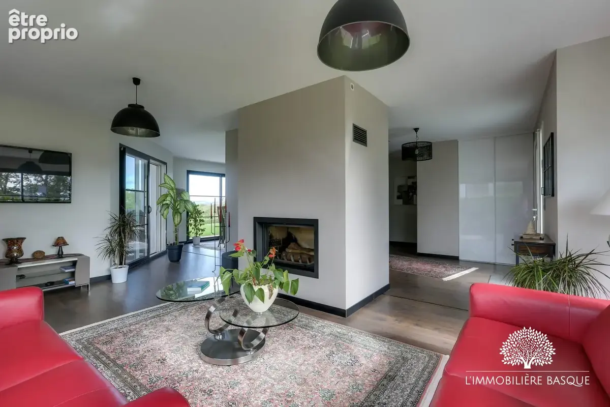 Maison 6 pièces 173 m² à vendre à Ustaritz (64480) - photo 5