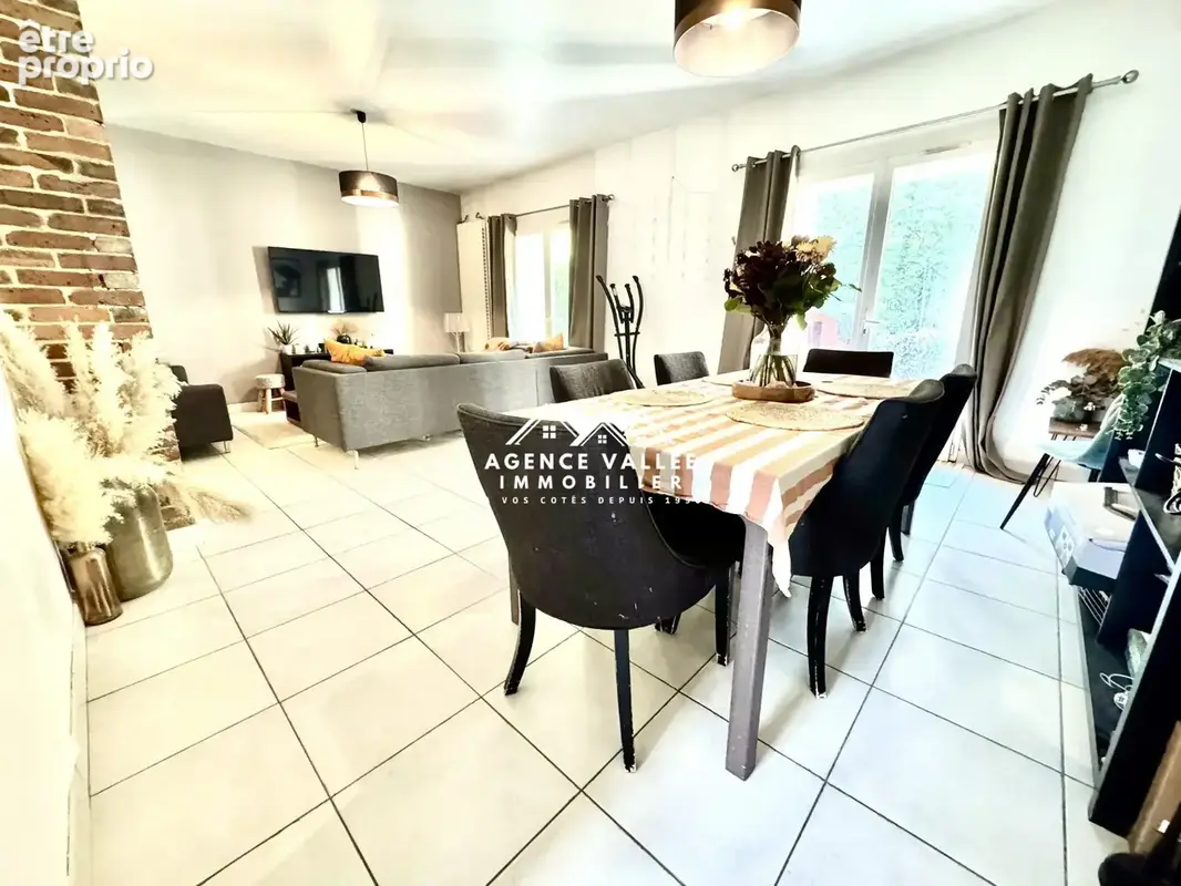 Maison 5 pièces 110 m² à vendre à Saint-Germain-Les-Corbeil (91250) - photo 2