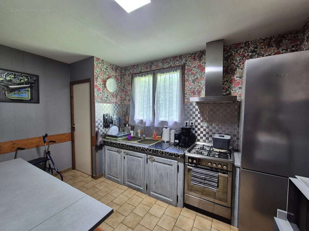 Maison à MONTAUT-LES-CRENEAUX