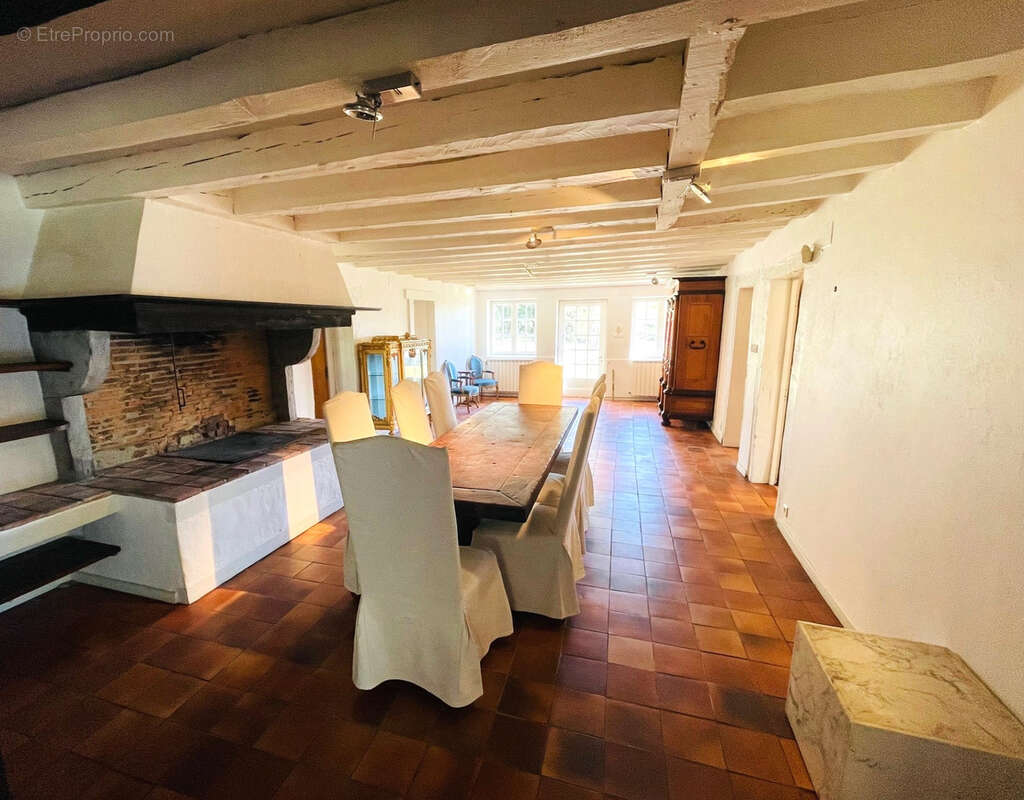 Maison à SAINT-GEOURS-DE-MAREMNE