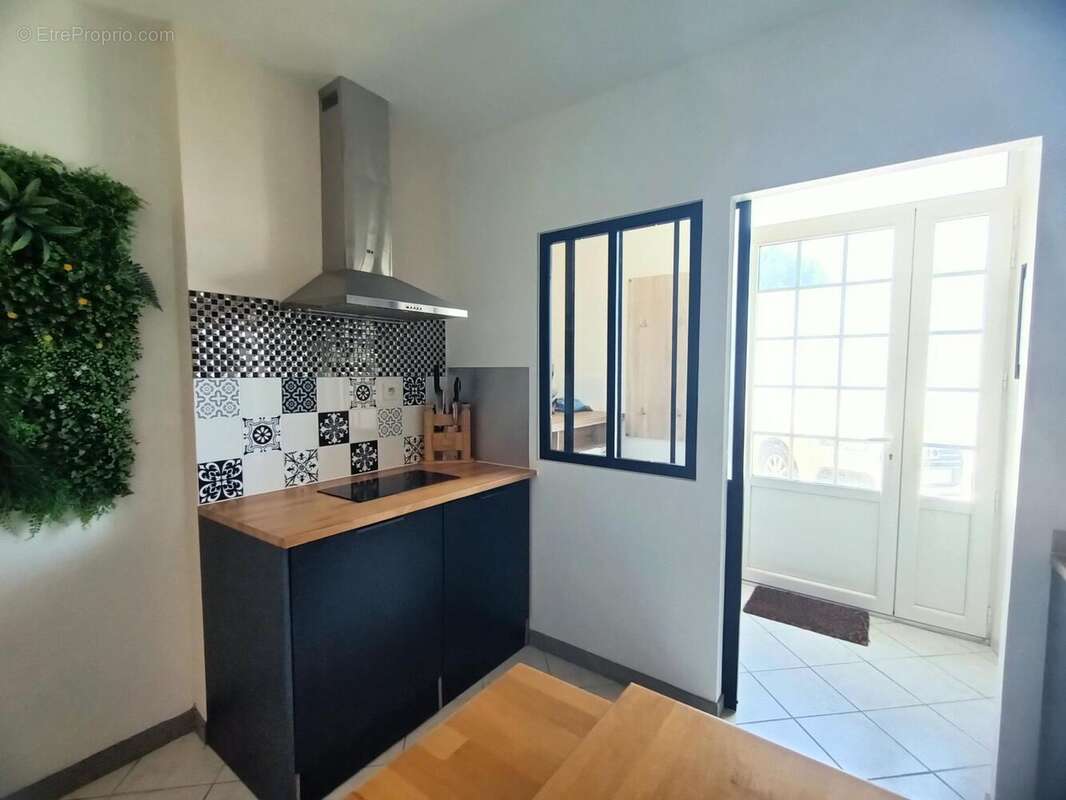 Maison 68 m² à Fleure  - photo 2