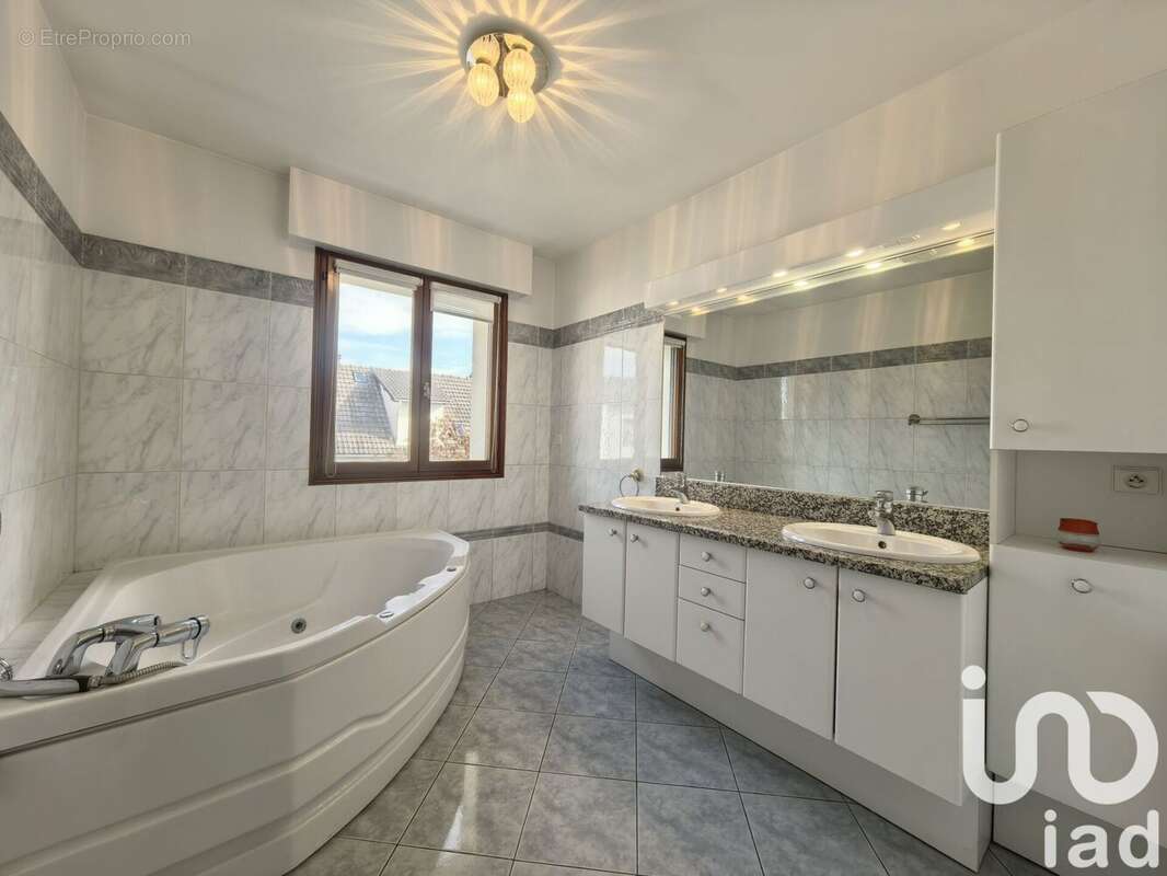 Photo 8 - Maison à ORMESSON-SUR-MARNE