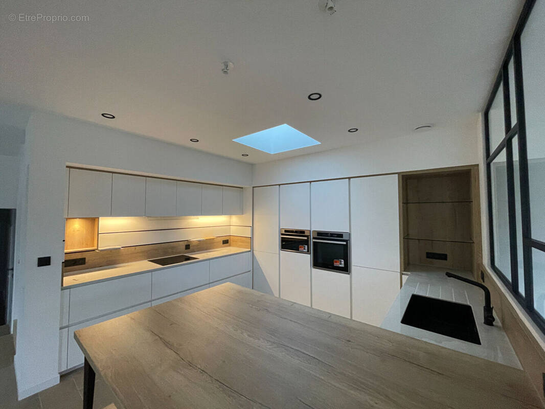 Maison à LE RELECQ-KERHUON