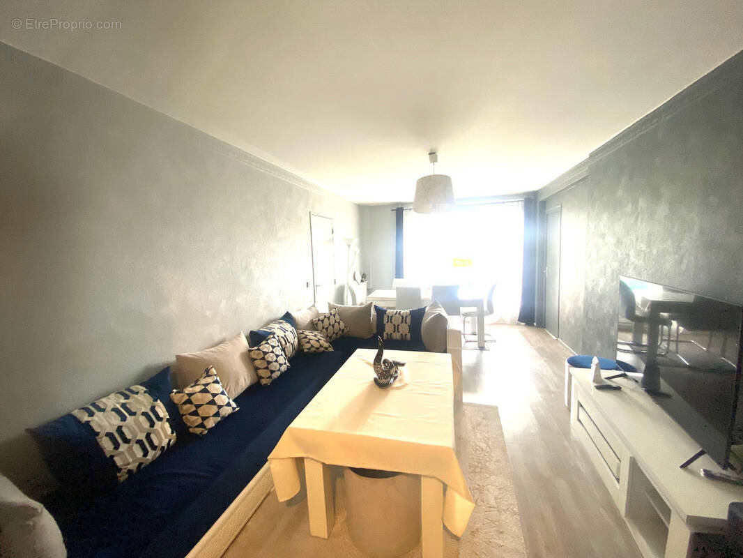 Appartement à EPINAY-SUR-SEINE