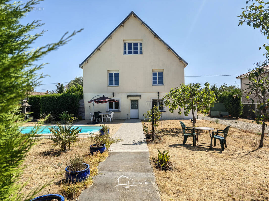 Maison à LEZAY