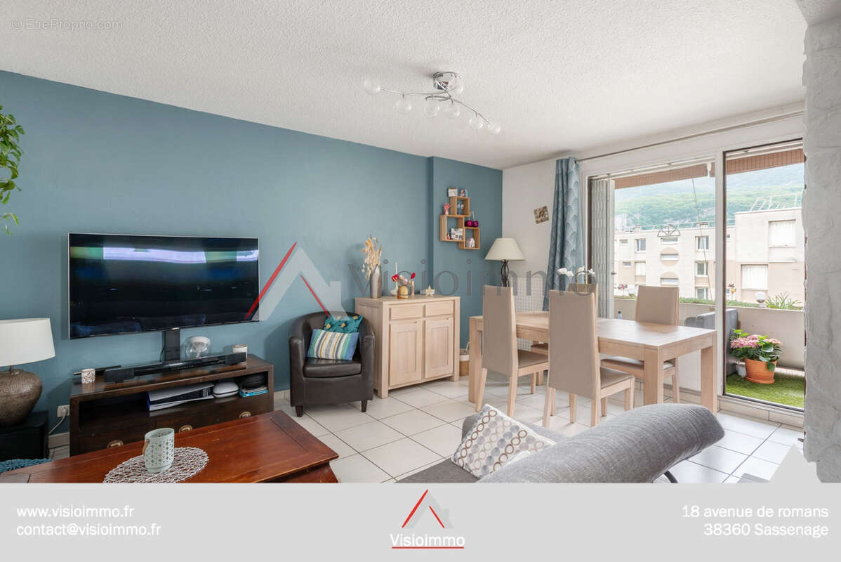 Appartement à FONTAINE