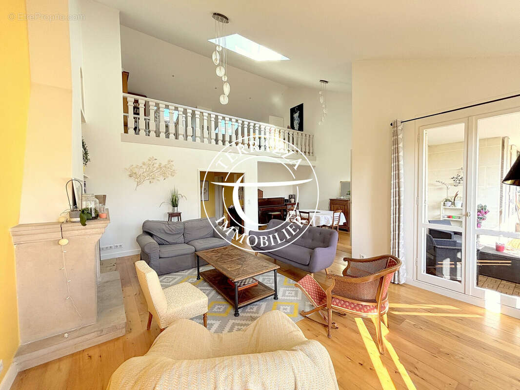 Appartement à LOUVECIENNES