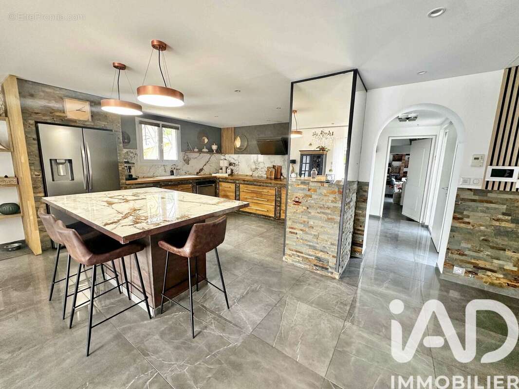 Maison 163 m² à Frejus  - photo 6