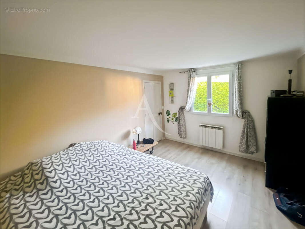 Maison à VAUX-SUR-SEINE