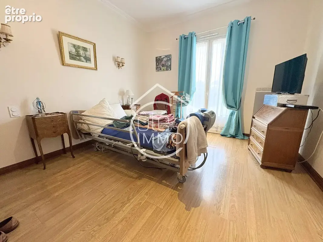 PRIGONRIEUX : Maison traditionnelle avec annexe, 7 pièces de 169m² - photo 6