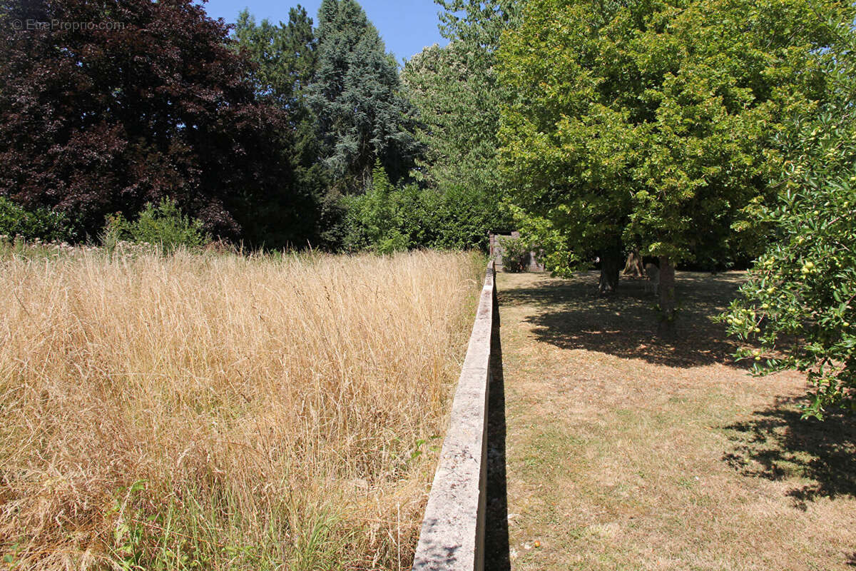 Hébécourt TERRAIN  calme et verdoyant constructible à VENDRE - photo 3