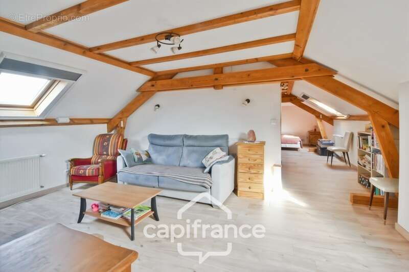 Maison à PIERRE-DE-BRESSE