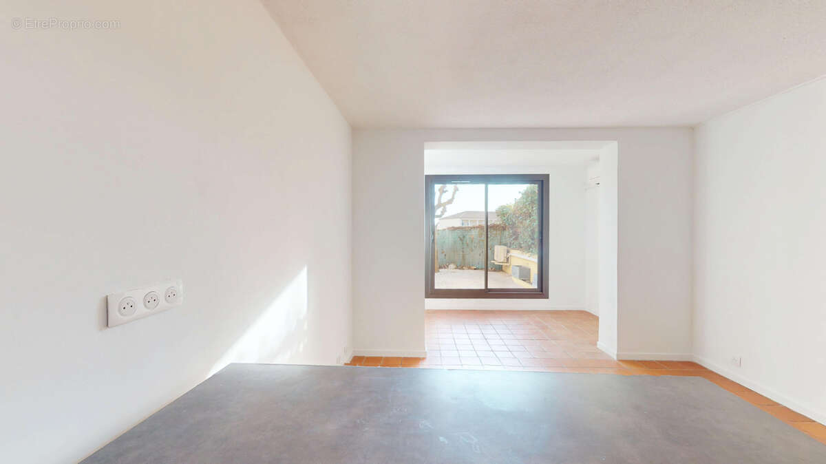 Appartement à SAUSSET-LES-PINS