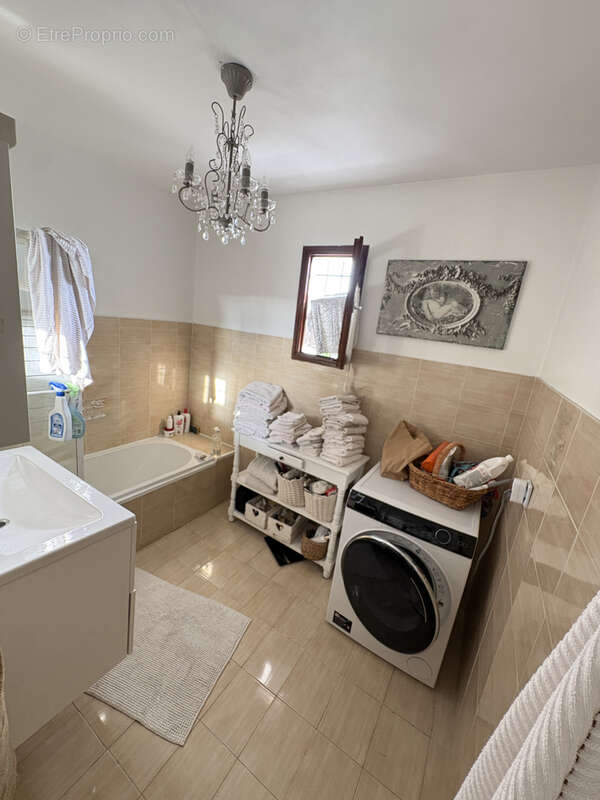 Maison à SIX-FOURS-LES-PLAGES