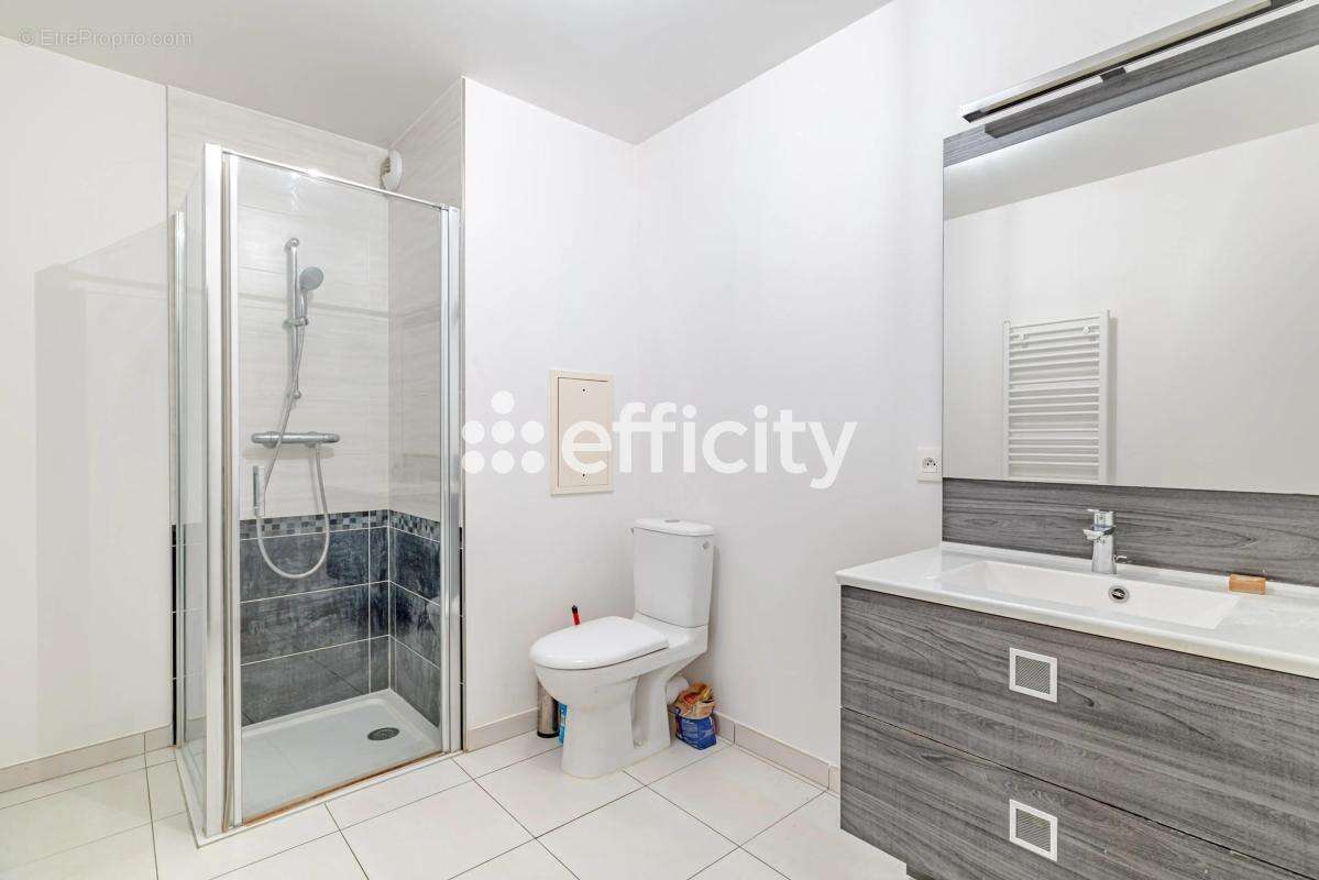 Appartement à SAINT-GRATIEN