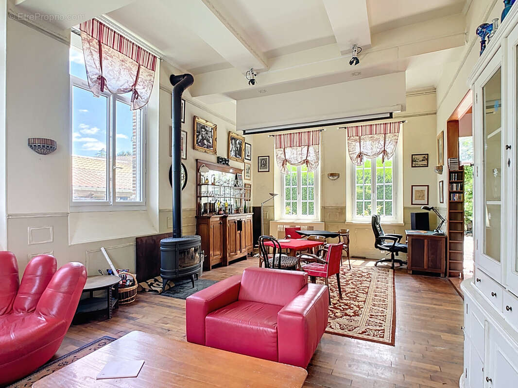 Maison à MONTMIRAIL