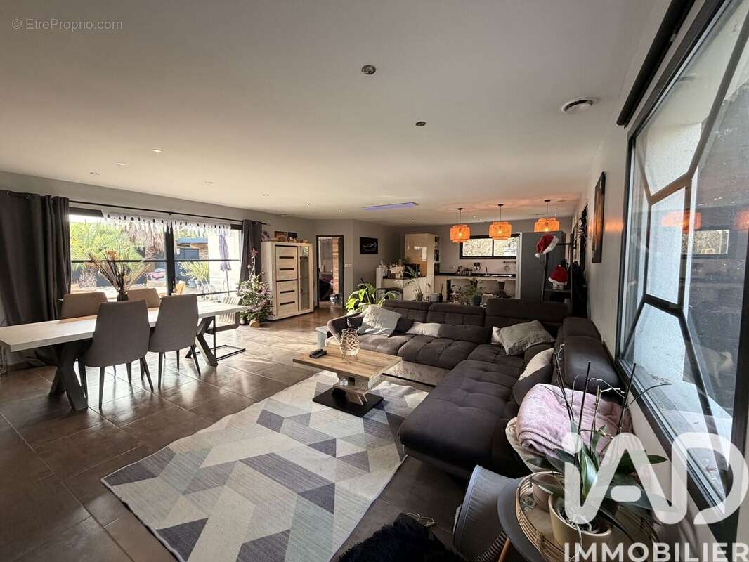 Photo 7 - Maison à MONTUSSAN