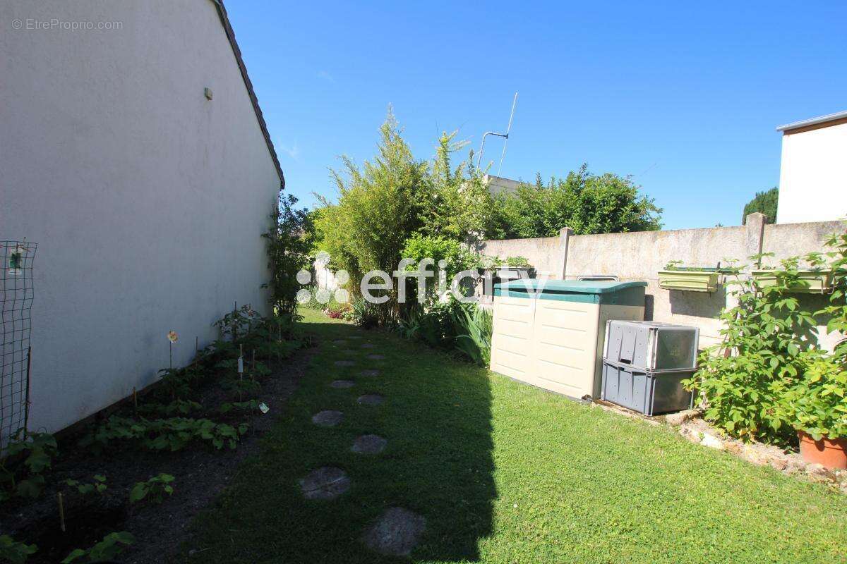 Maison 90 m² à Reims  - photo 19