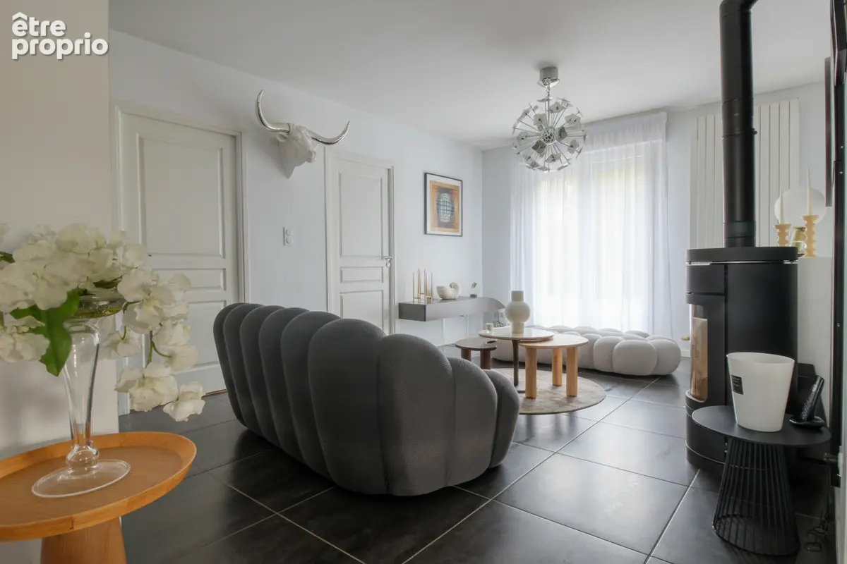 Cesson-sevigne - la menouriais - maison de 234 m² - espace de vie de  plus de  95 m² - terrain sud de 668 m² - piscine - photo 4