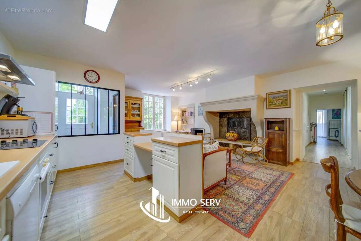 Maison à CHAMPEY-SUR-MOSELLE