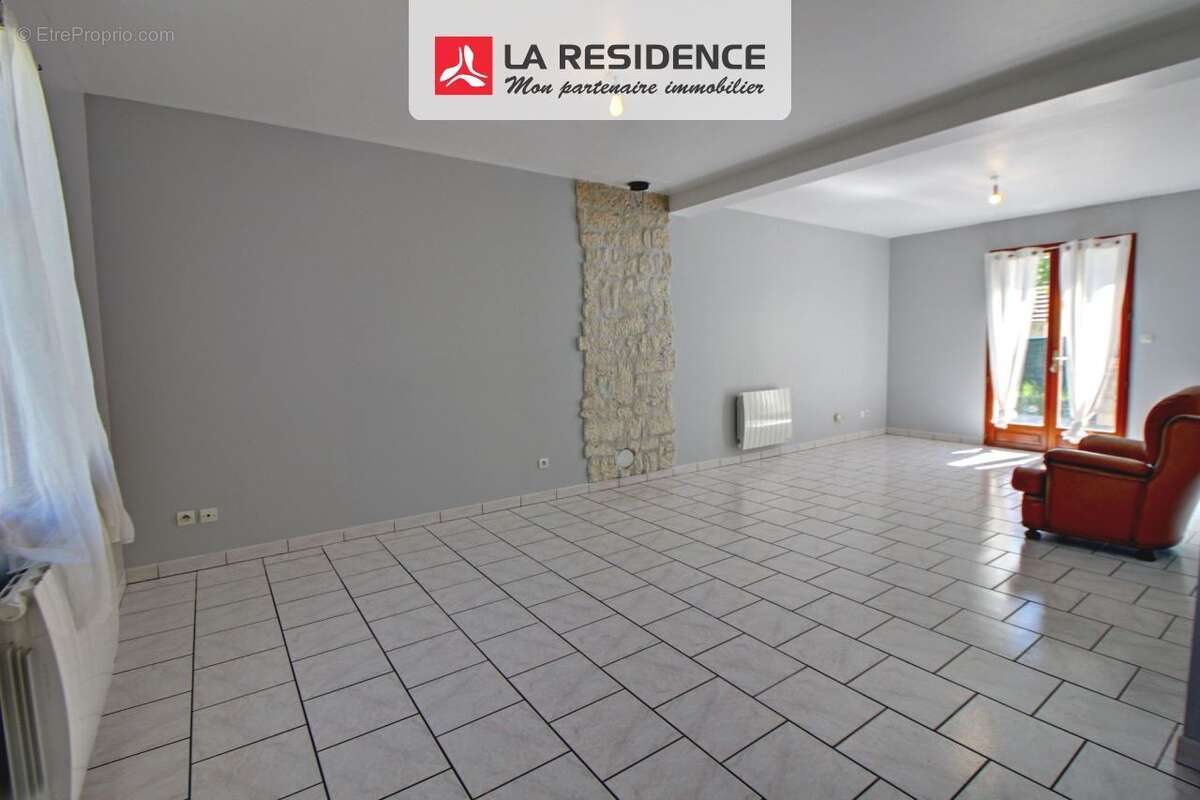 Maison à ROSNY-SUR-SEINE