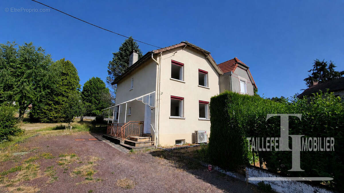 Maison à DOURNAZAC