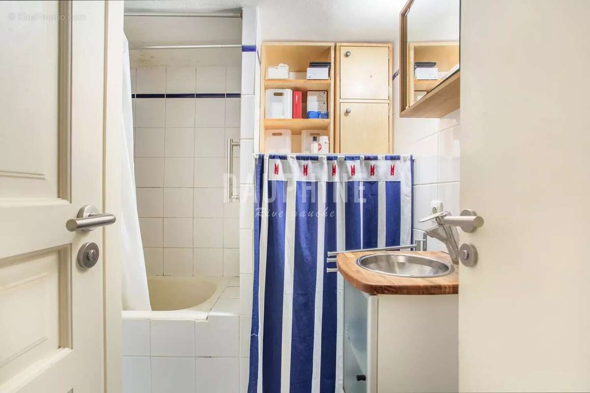 Appartement à PARIS-6E