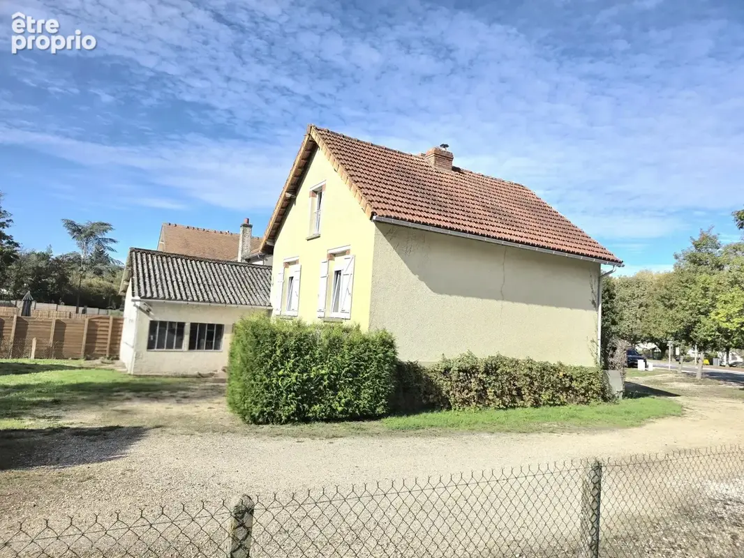 Maison 5 Pièces, 3 chambres à 10 minutes de Rambouillet - photo 1
